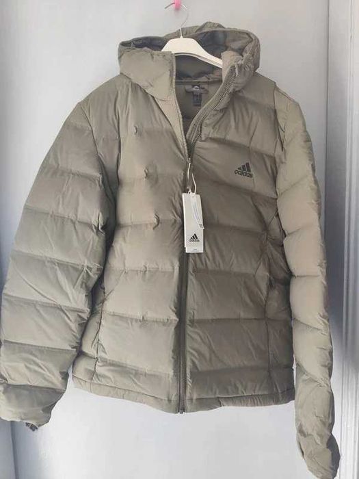 Kispo de penas adidas