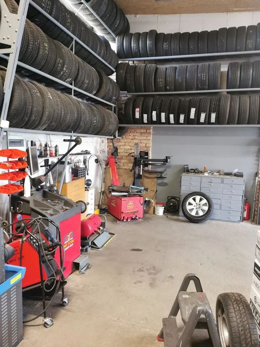 Używane opony zimowe wielosezonowe 215 65 R16 215 45 R17 225 45 R17 225 50 R17 225 40 R18