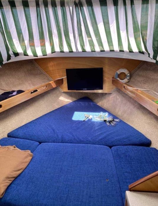 Czarter łodzi motorowej hausboot jezioro Drawskie