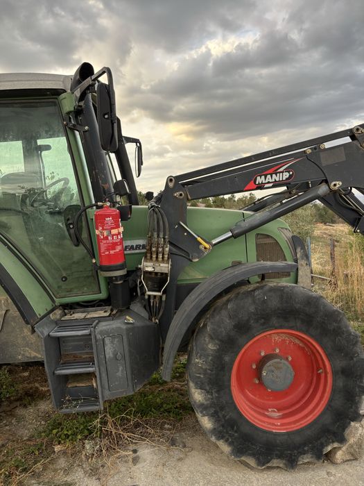 Trator Fendt Farmer 410 Vario com Pá Carregadora
