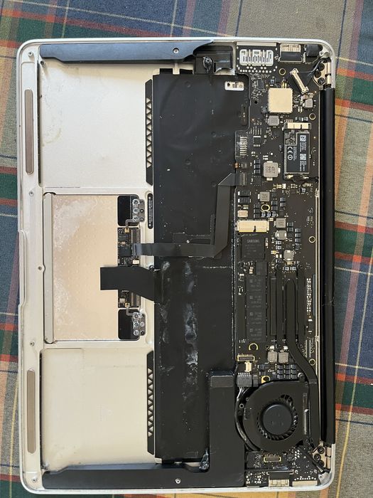 Mac book Air (Peças)