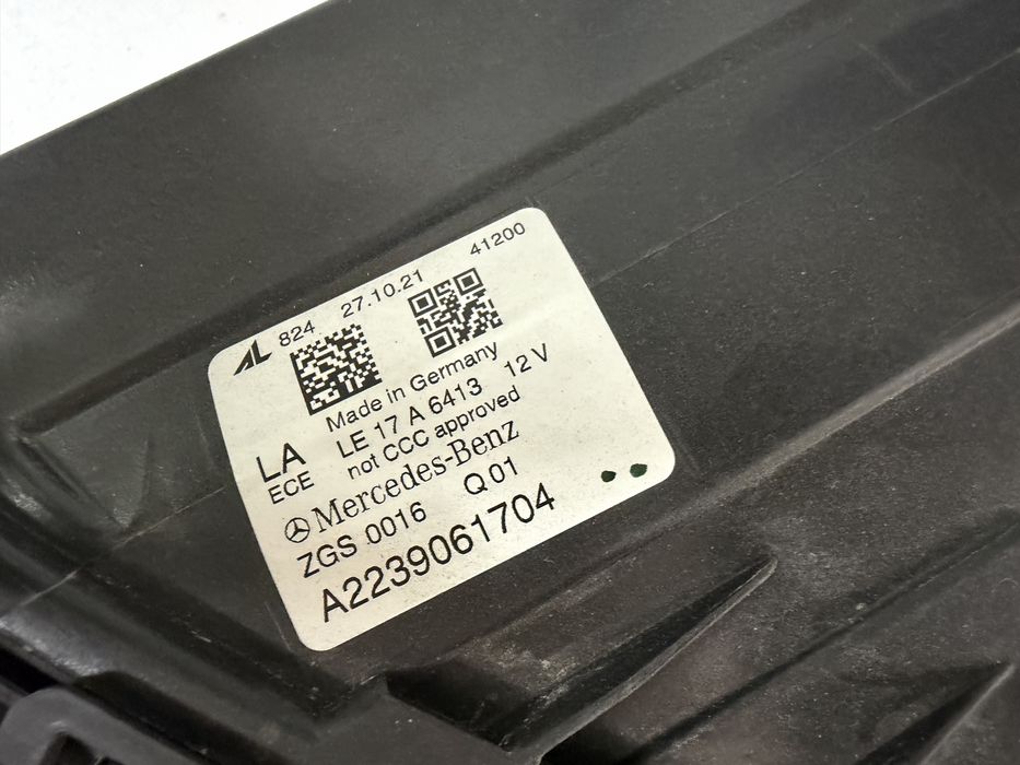 В наявності! Комплектна Digital ліва фара Mercedes-Benz S W223 !