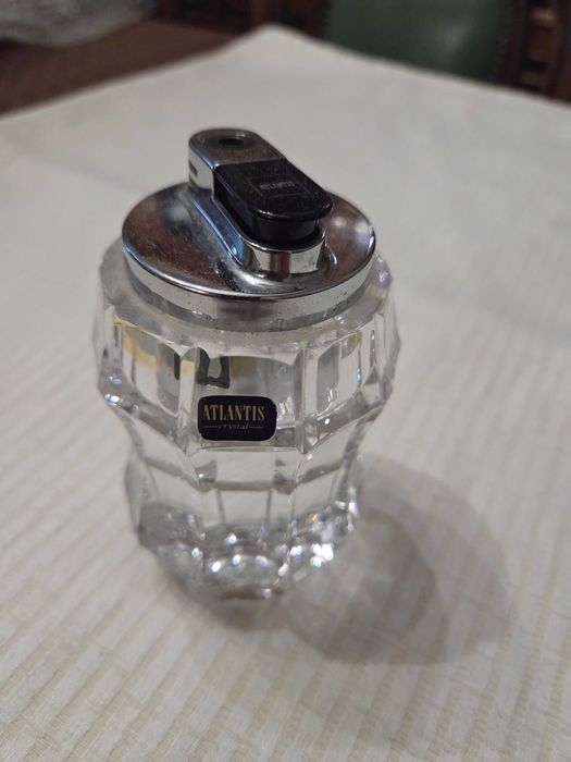 ATLANTIS - ISQUEIRO DE MESA EM CRISTAL