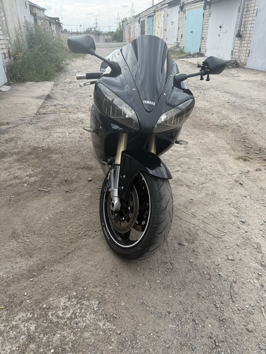 Yamaxa YZF-R1 ямаха р1