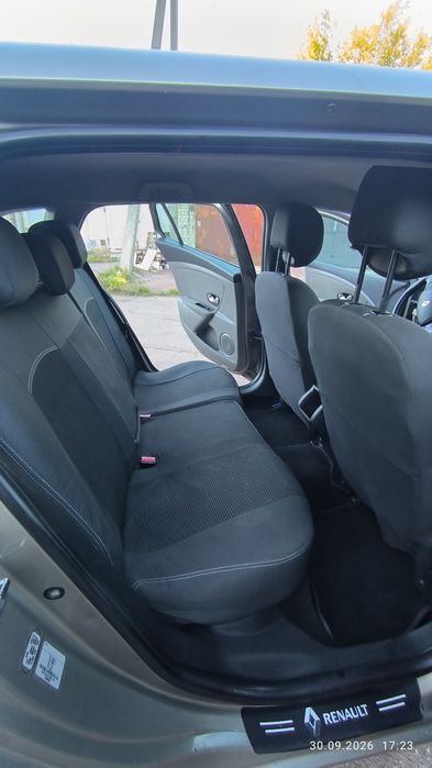 Продам renault megane 2009 года 1.5 дизель
