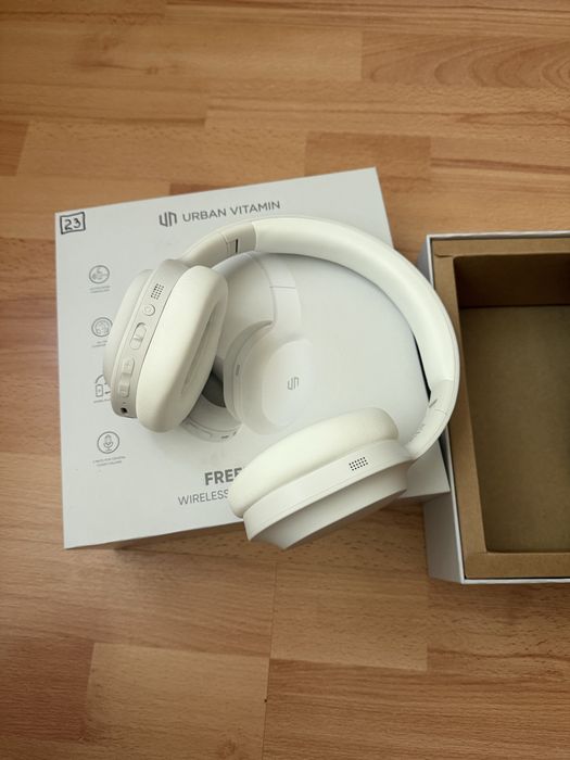 Наушники Urban Vitamin Freemond