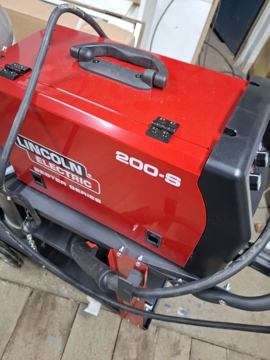 Migomat lincoln electric bestermig 200s  dawny bester