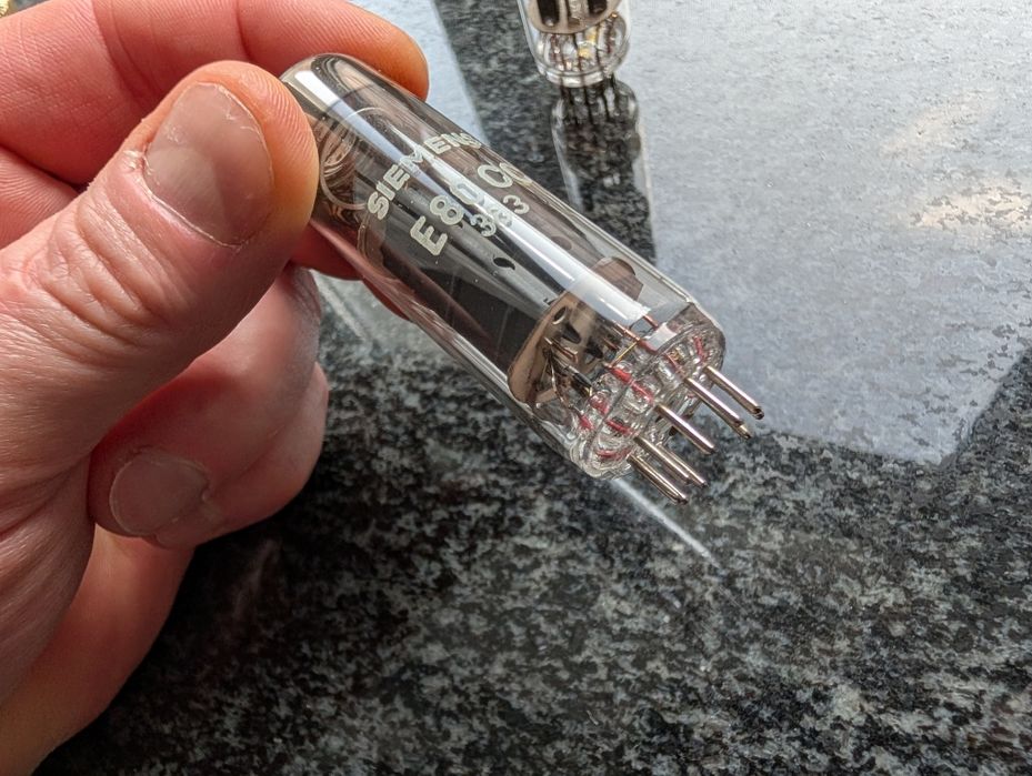 Lampy elektronowe dopasowana para Siemens E80CC NOS