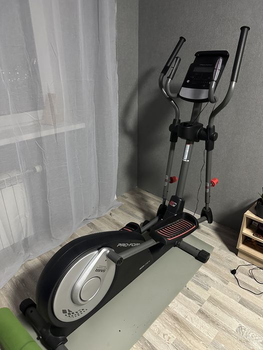 Орбітрек ProForm 525 CSE+