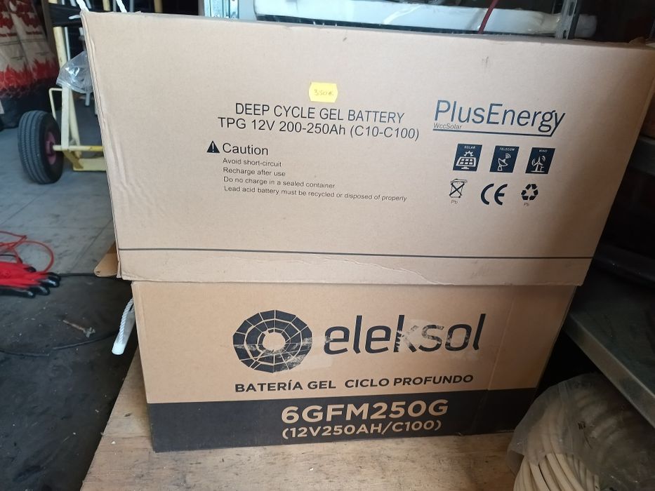 Bateria Solar de GEL 250Ah C100 / 200Ah C10