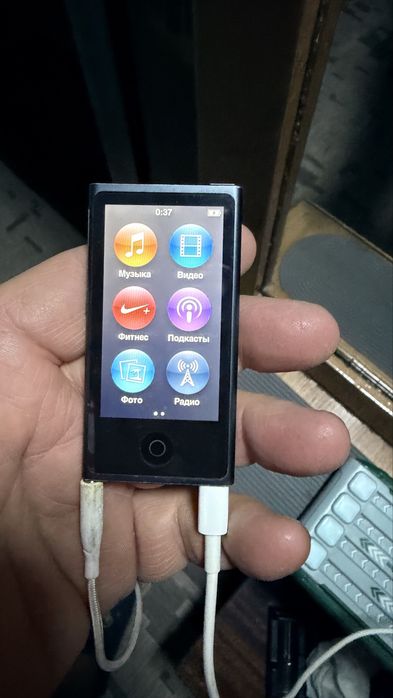 Apple iPod nano 7-го поколения.