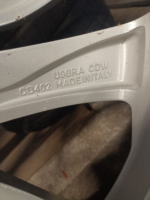 Opona 255/55 R20 z felga 5x120 Land Rover