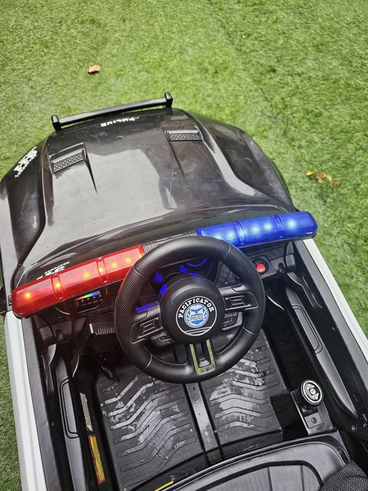 Carro electrico criança