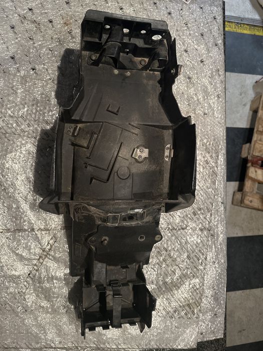 Yamaha Mocowanie Tablicy Nadkole Błotnik Chlapacz M23