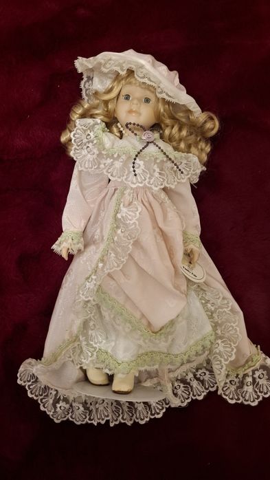 Lalka porcelanowa Vanity Fair