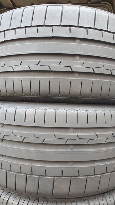 235/35 R19 Y XL  2шт Continental (Континенталь) Авторезина, шини.