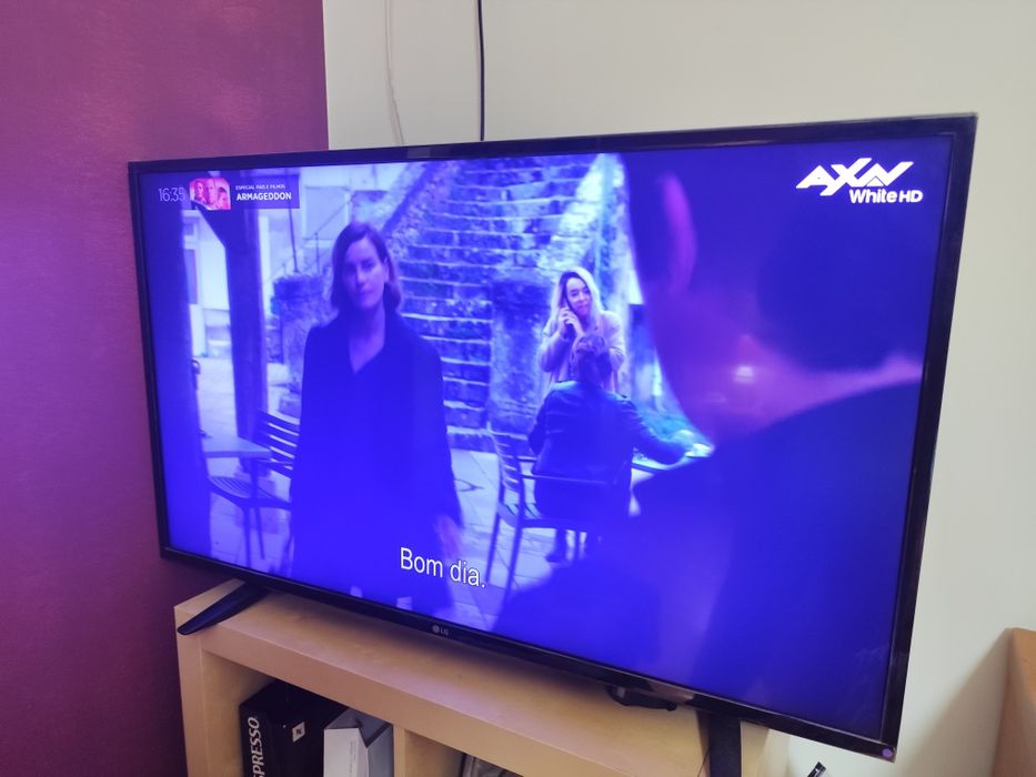 Smart TV LG 43" 4K UHD HDR – Excelente Estado – Netflix/YouTube