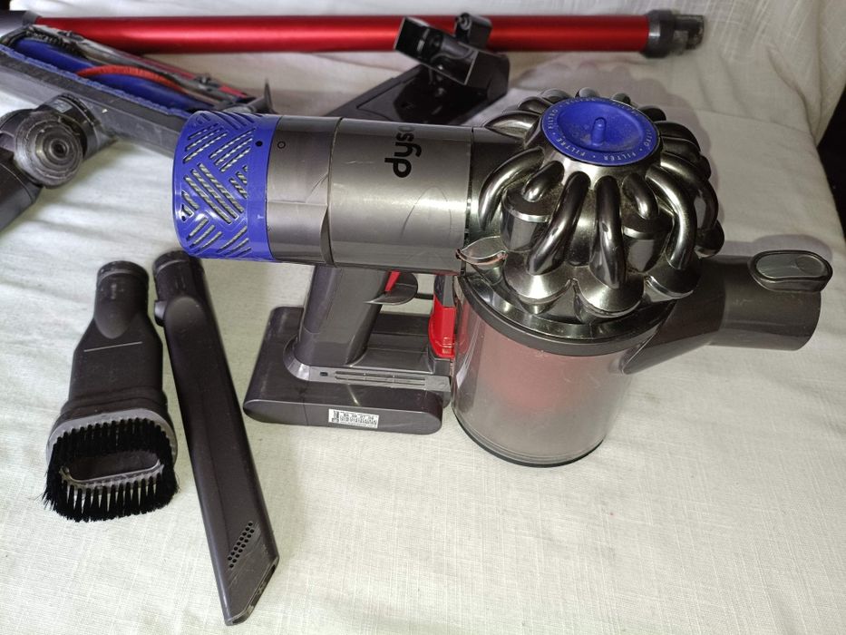 Odkurzacz Dyson V6 bezprzewodowy komplet