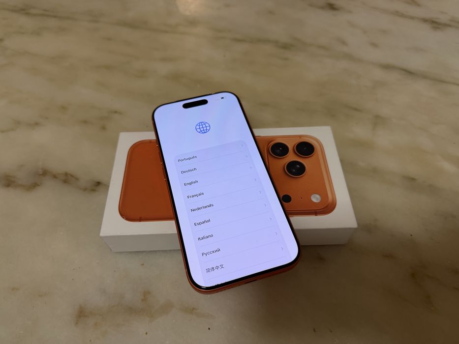 Apple iPhone 17 Pro 1TB Cosmic Orange