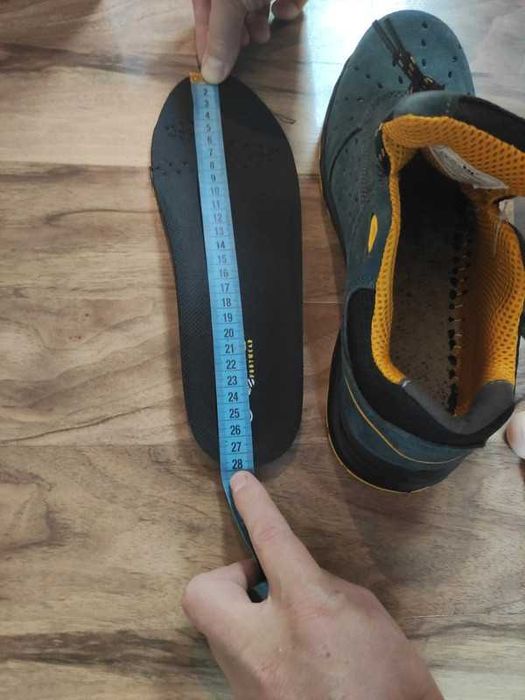 NOWE Półbuty robocze Rozmiar 43. VM Footwear BARCELONA 2175 S1 ESD.