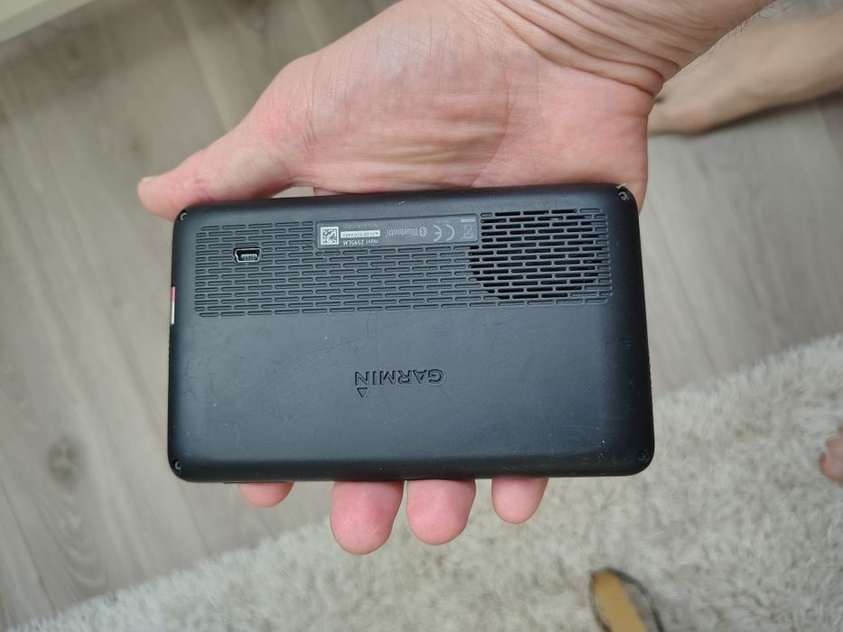 Автомобильный навигатор Garmin Nuvi 2595 LM