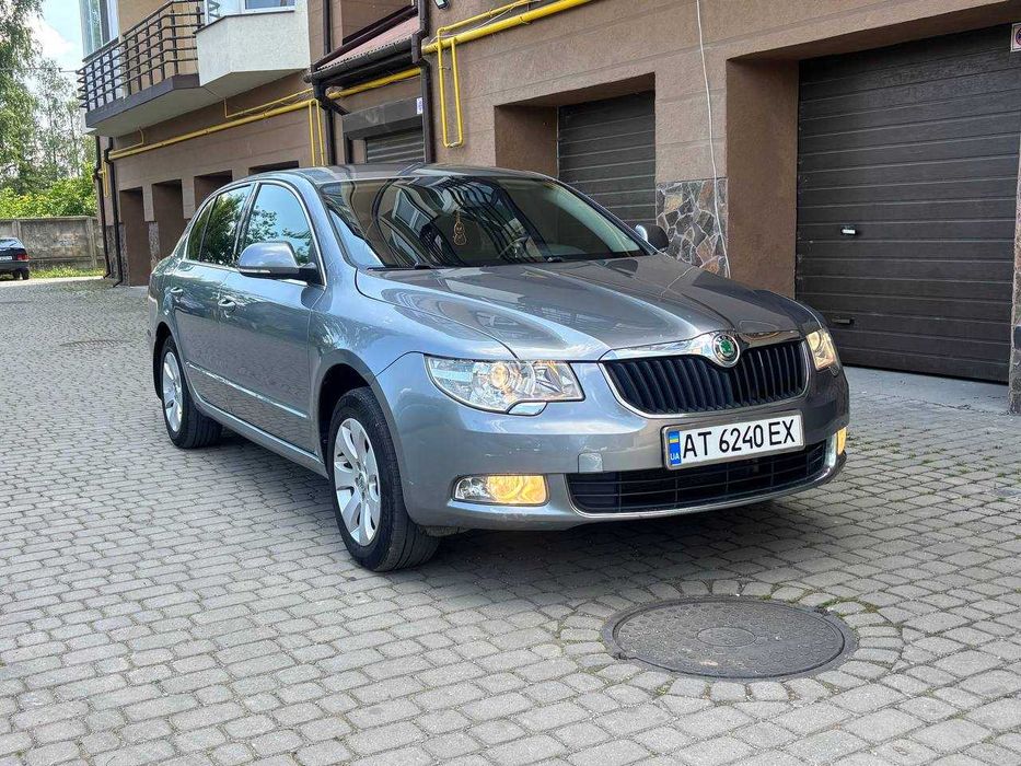 Skoda Superb 2012