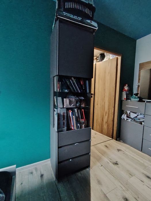 Sprzedam witrynę przeszkloną i półkę wiszącą