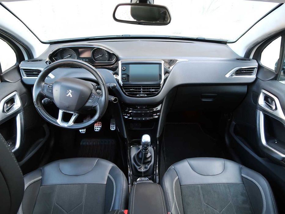Peugeot 2008 Crossway 130cv, excelente estado, 2017