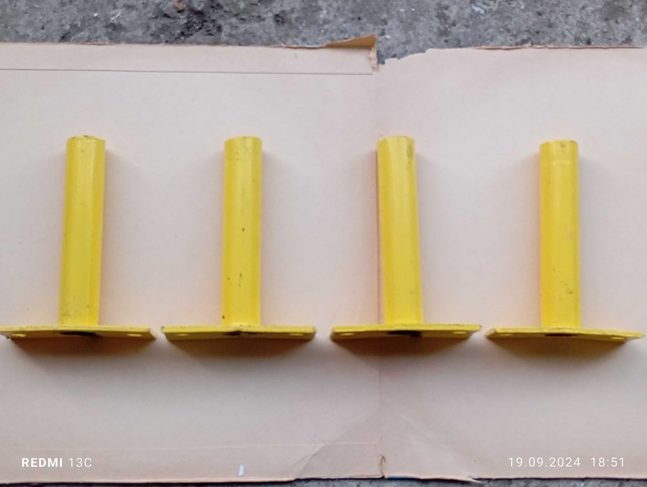 Крепежи к стене для детской стенки