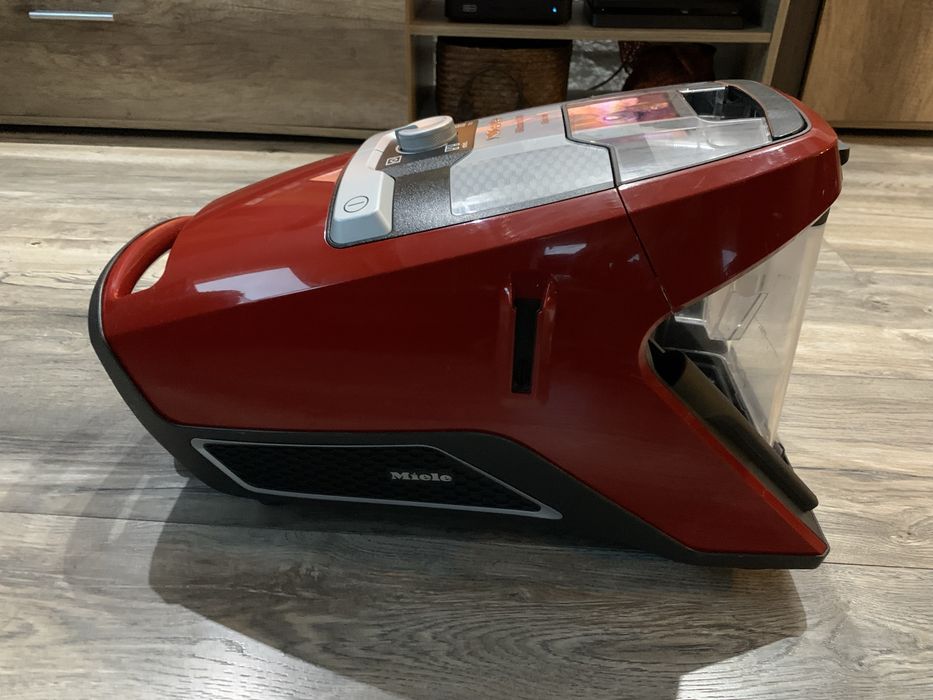 Odkurzacz bezworkowy Miele Blizzard CX1 | stan bdb