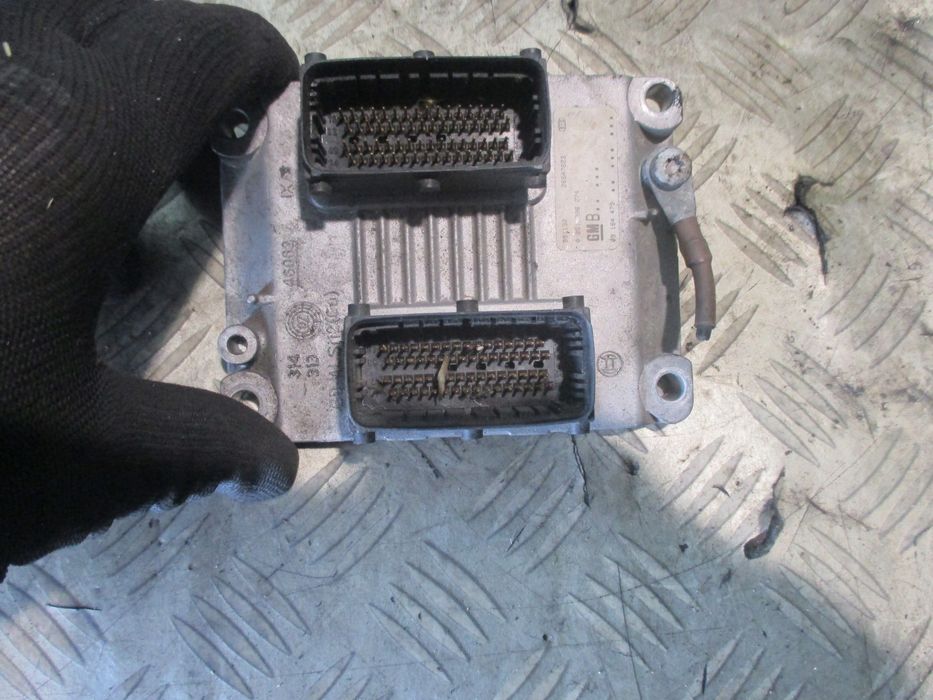 sterownik silnika opel corsa c 1.2 0261206274