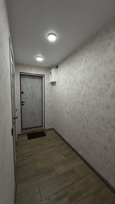 Продаж,2х-кімнатна квартира (вул.Матросова)
