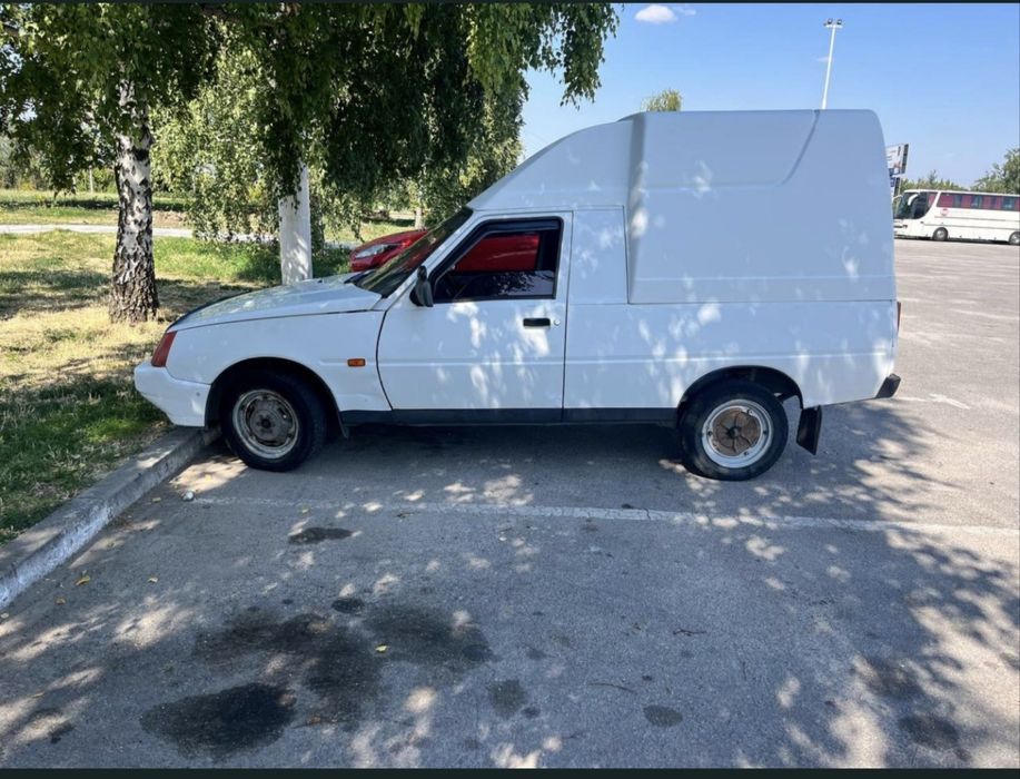 Таврія пикапчик 11055