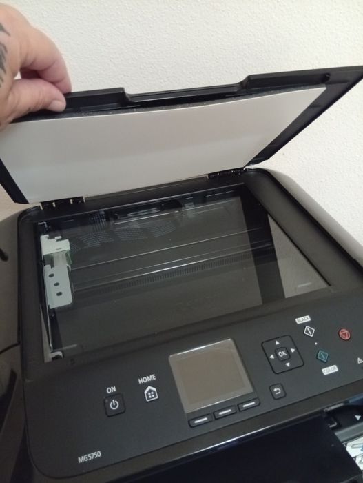Impressora Canon PIXMA MG5750 Wi-Fi + 10 Tinteiros XL Selados