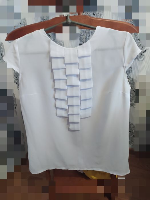 Блуза,  блузки,  різні  42 і 44 розміри