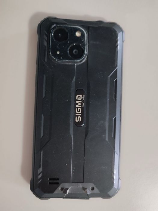 Телефон Sigma X-TREME PQ18