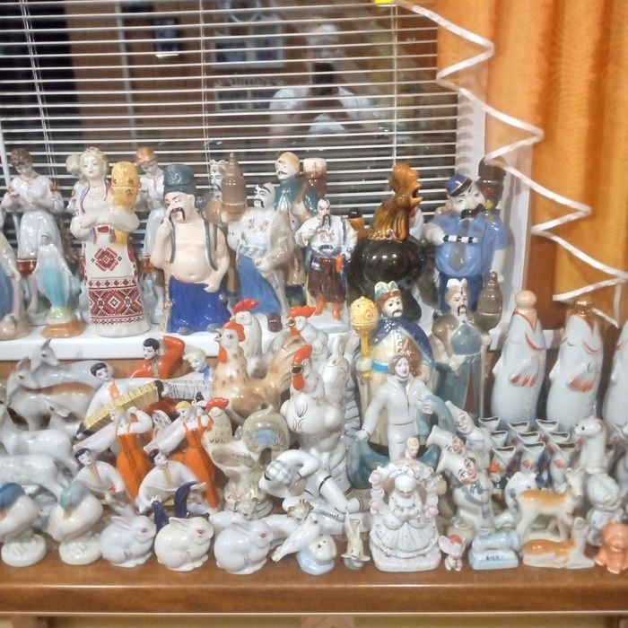 Статуэтки времён СССР .