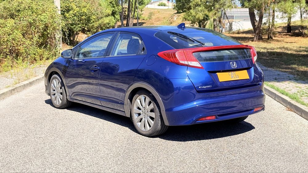 Honda Civic 1.4 Executive, 2012, 99 cv, gasolina, caixa manual.