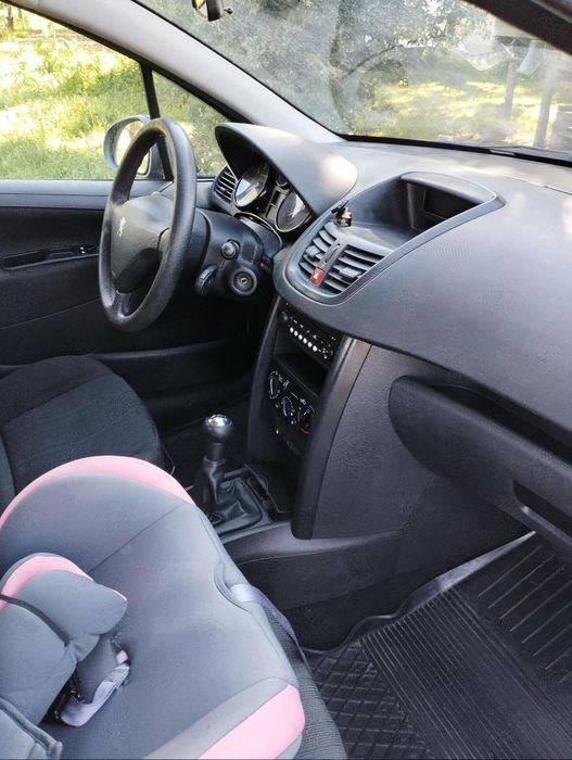 Peugeot 207 1.4 8v 53kW benzyna+gaz