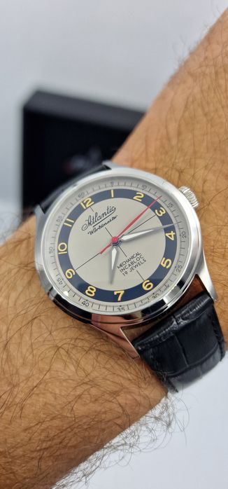 Atlantic Worldmaster Incabloc Mechanical Milano - ring- Swiss Made