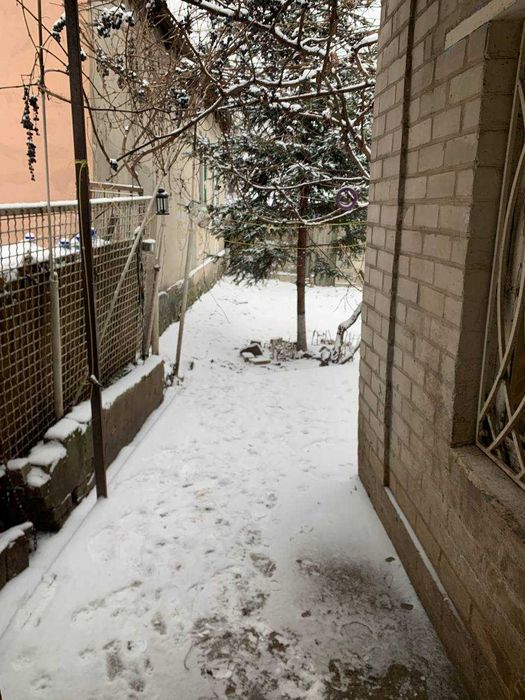 Продам частину домоволодіння (30кв.м)/ район пр. Науки/ Нагорка.