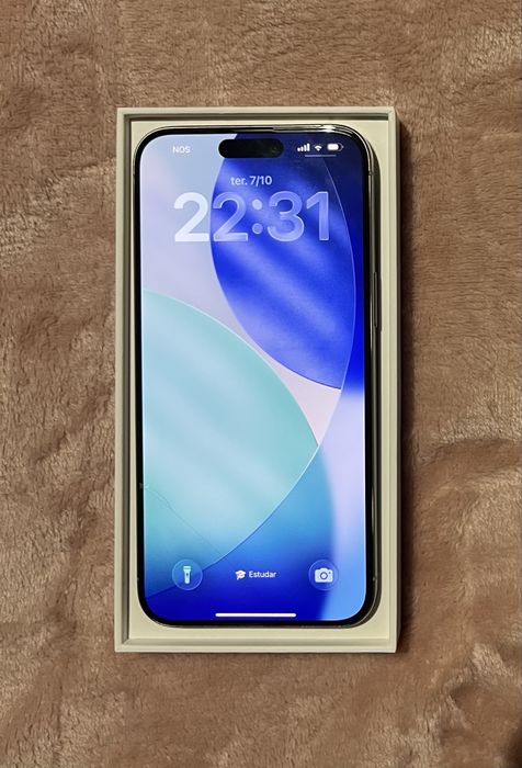 iPhone 15 Pro Max c/ garantia