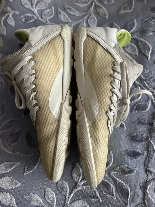 футбольные бутсы Adidas,