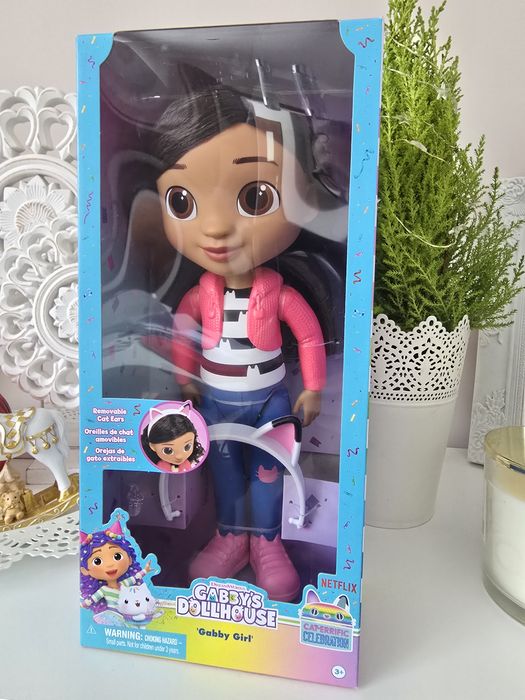 Lalka Gabi 32 cm, Koci Domek Gabi + opaska kocie uszy.