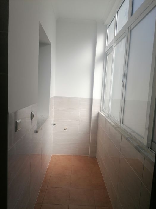 Aluga se T2  nas Olaias Duplex