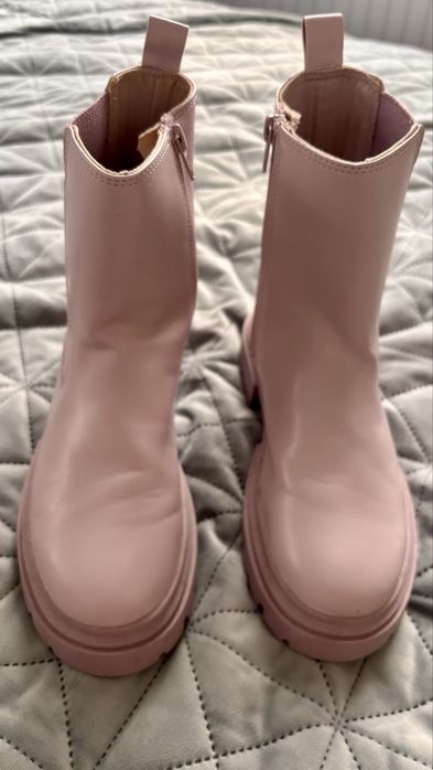 Продам черевики Zara для дівчинки, б/в, розмір 36, в гарному стані