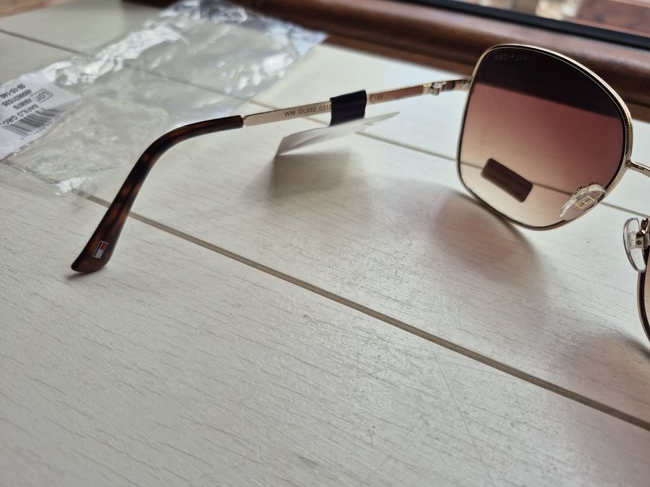 Okulary przeciwsłoneczne Tommy Hilfiger WM OM552