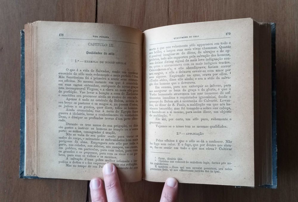 Antigo livro Jesus Vivo no Padre pelo Padre Millet 1886