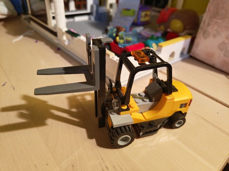 60198 LEGO wózek widłowy