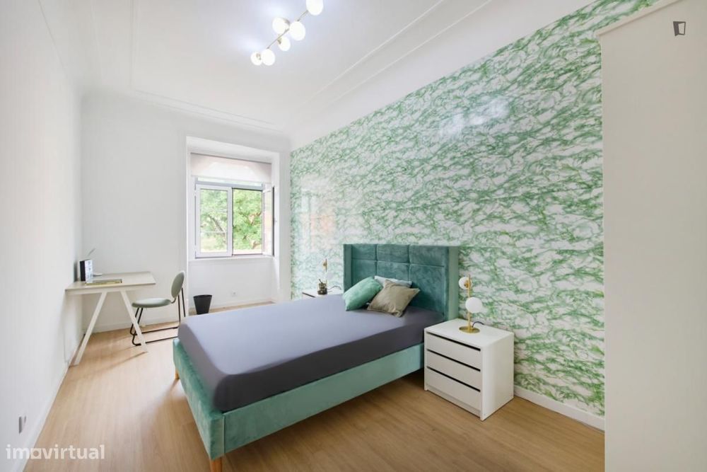Quarto - localizado em Alcântara Lisbon